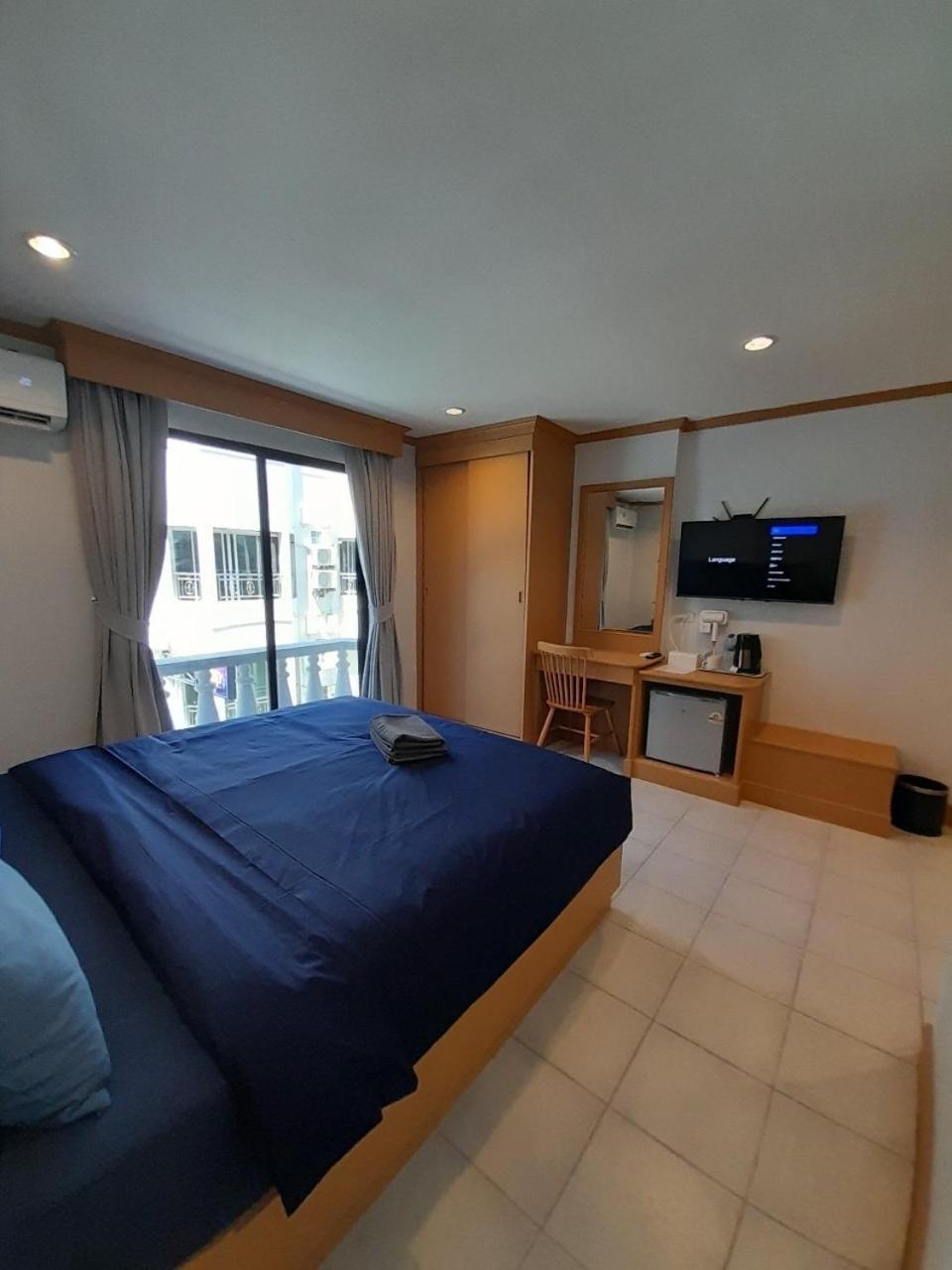 Auberge de jeunesse Jb House Patong Extérieur photo